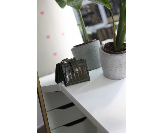  Kadın Haki Kroko Desenli Kartlık Detaylı Kare Cüzdan