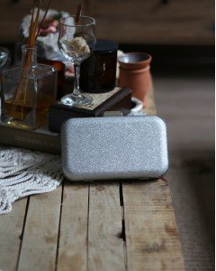 Kadın Silver Sim Doku Klips Detaylı Abiye El Omuz Çantası Kadın Silver Sim Doku Klips Detaylı Abiye El Omuz Çantası